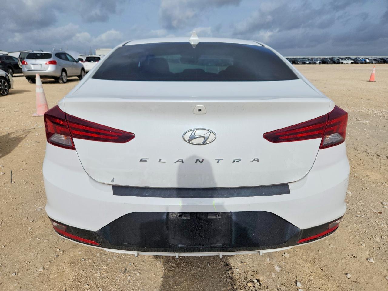 2020 Hyundai Elantra Sel - Фото 6
