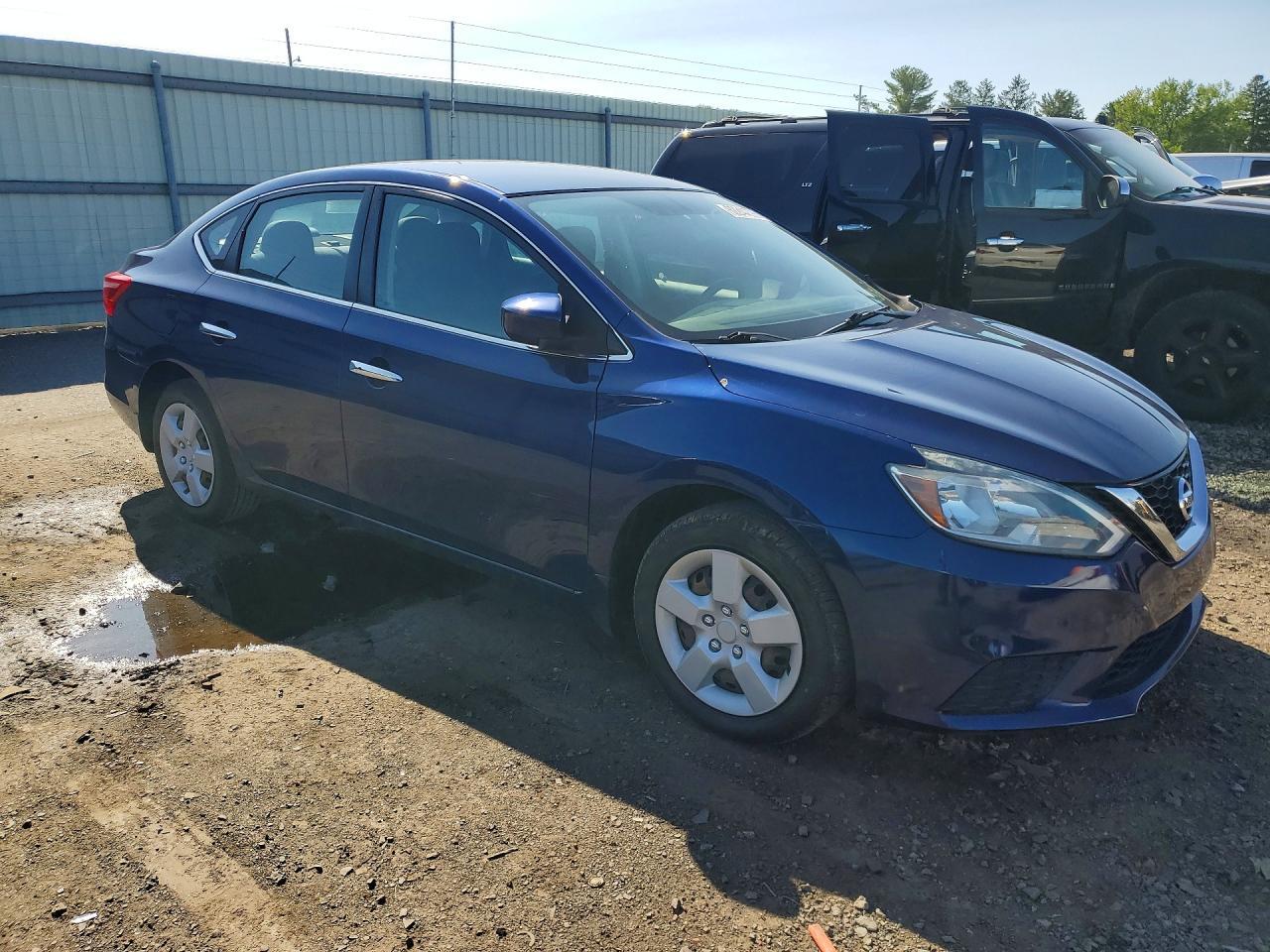 2017 Nissan Sentra Sv - Фото 4