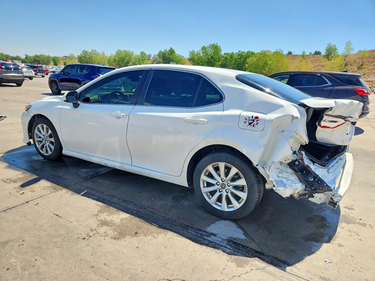2018 Toyota Camry Le - Фото 2