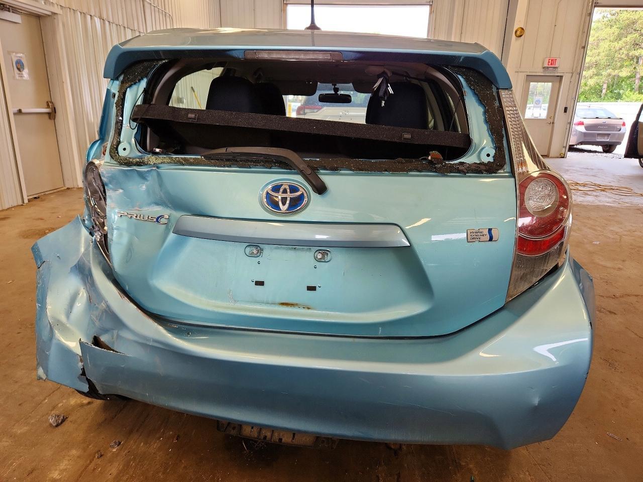2012 Toyota Prius C Three - Фото 6