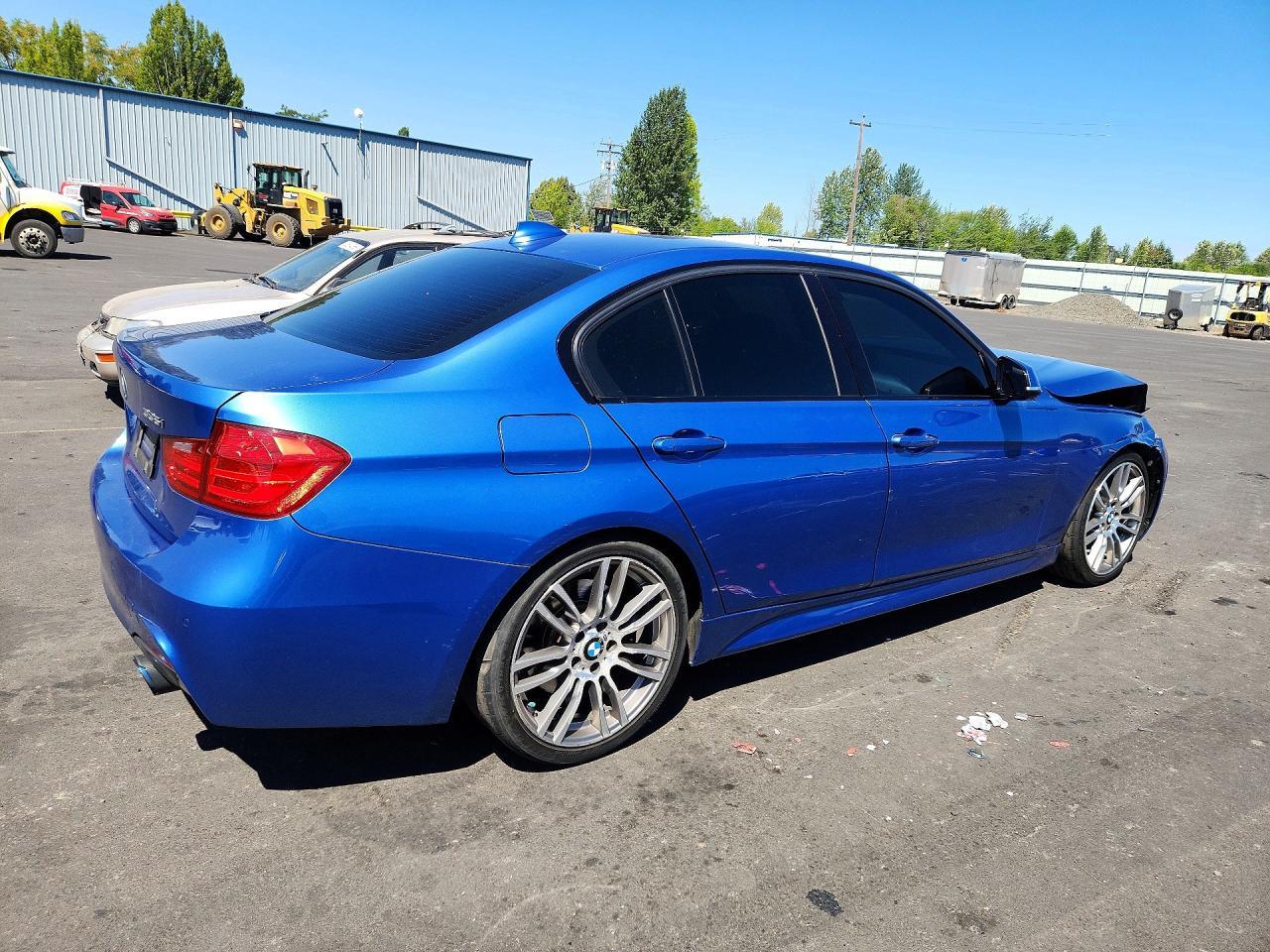 2013 BMW 335 I - Фото 3