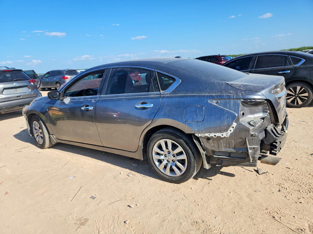 2015 Nissan Altima 2.5 S - Image 2