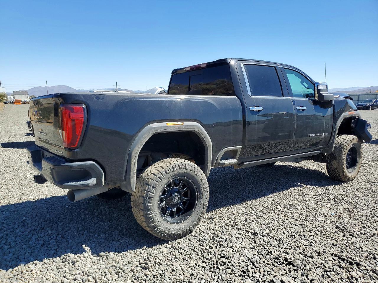 2022 GMC Sierra K2500 Denali - Фото 3