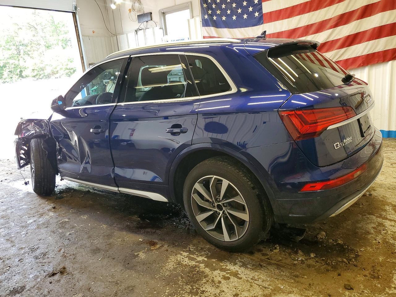 2021 Audi Q5 Premium - Фото 2