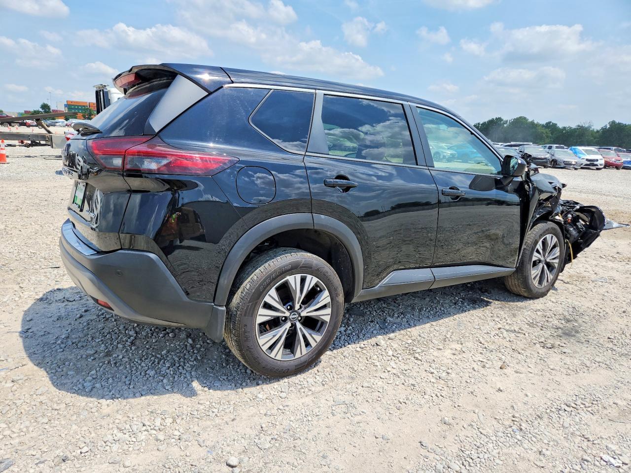 2023 Nissan Rogue Sv - Image 3