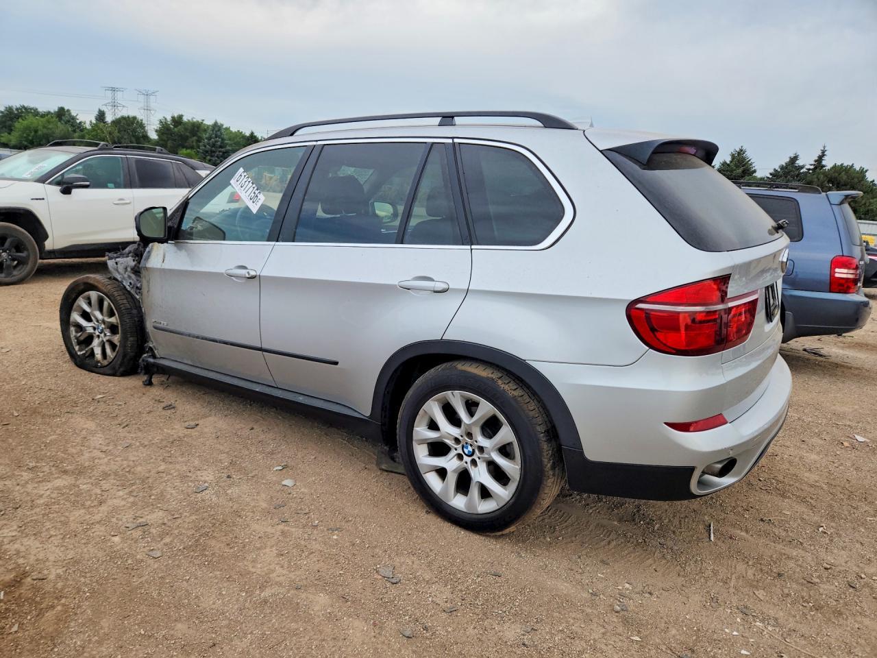 2013 BMW X5 xDrive35I - Фото 2