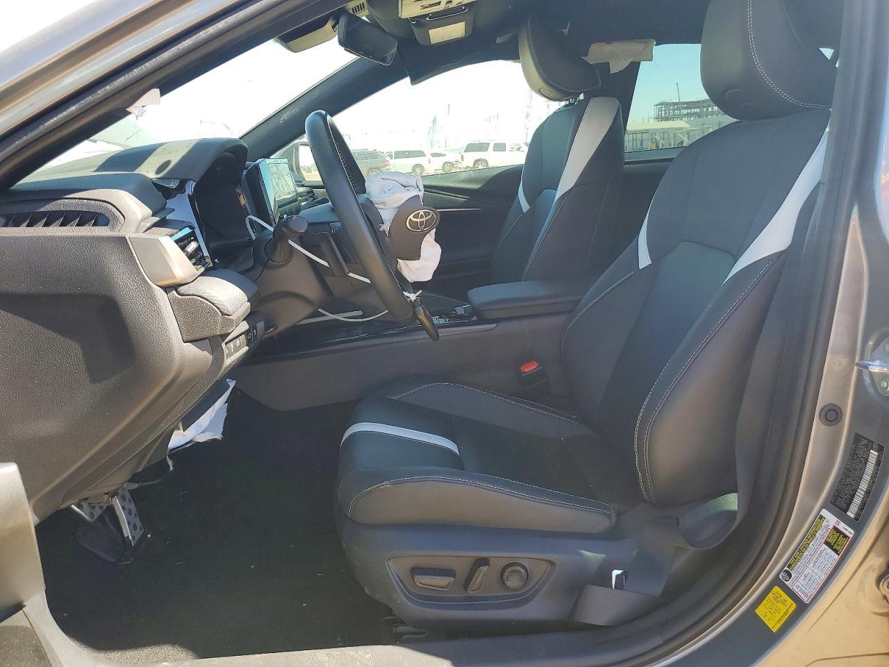 2026 Toyota Camry Se - Фото 7