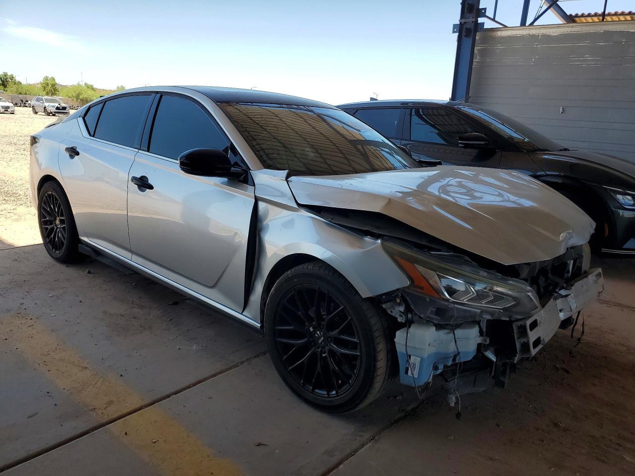 2019 Nissan Altima Sl - Фото 4