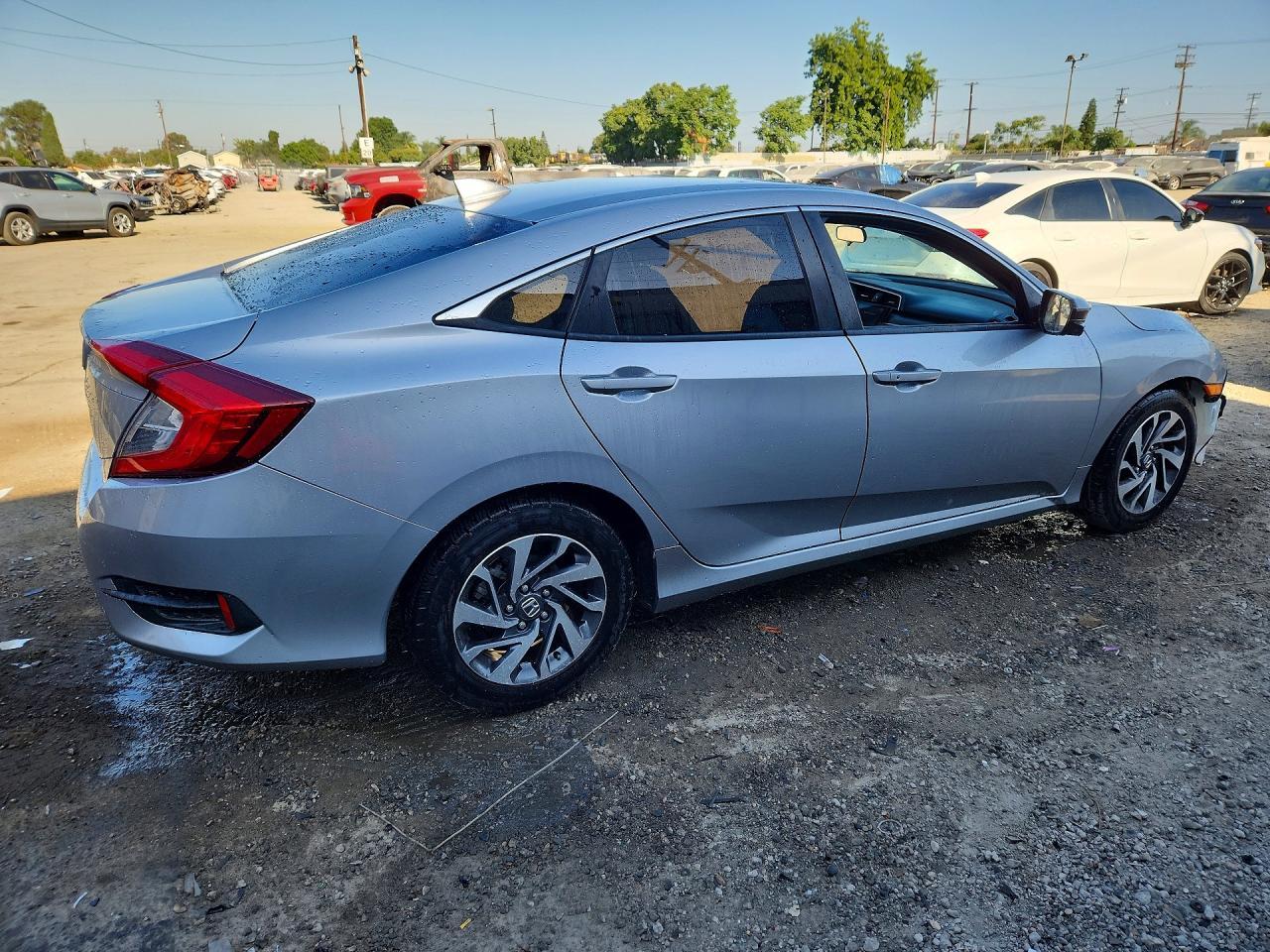 2018 Honda Civic Ex - Фото 3