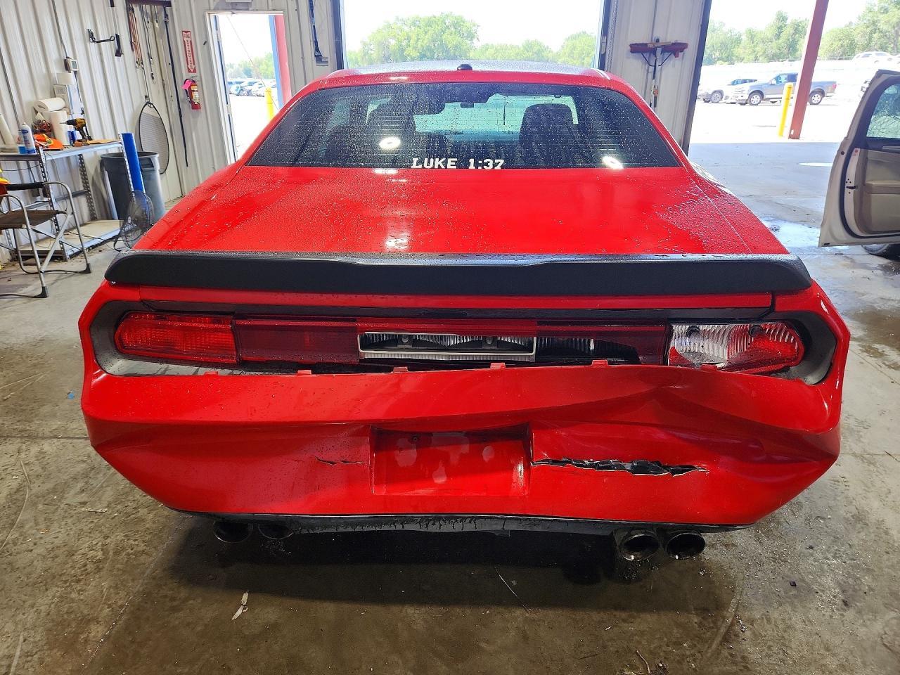 2014 Dodge Challenger Sxt - Image 6