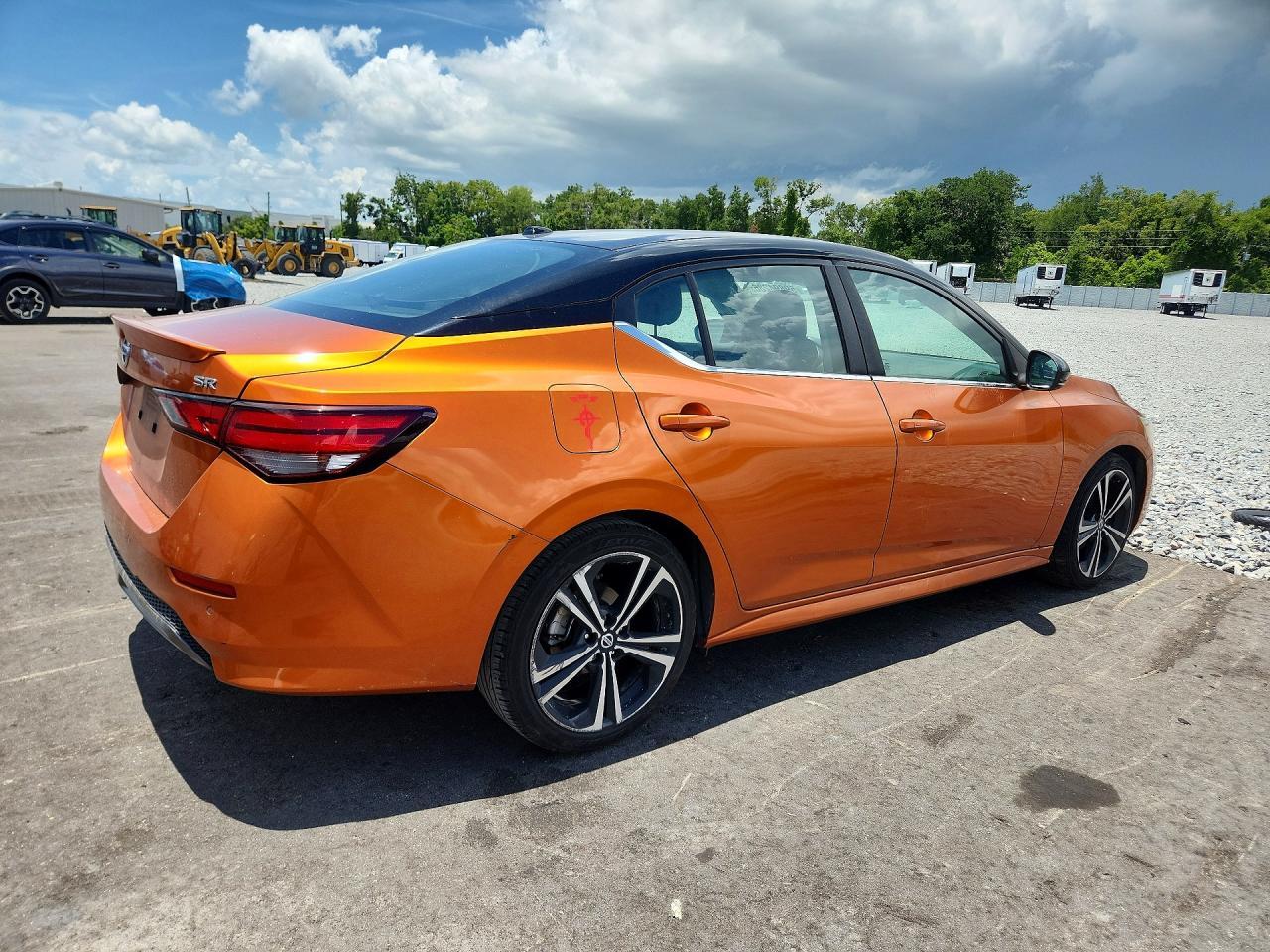 2020 Nissan Sentra Sr - Фото 3