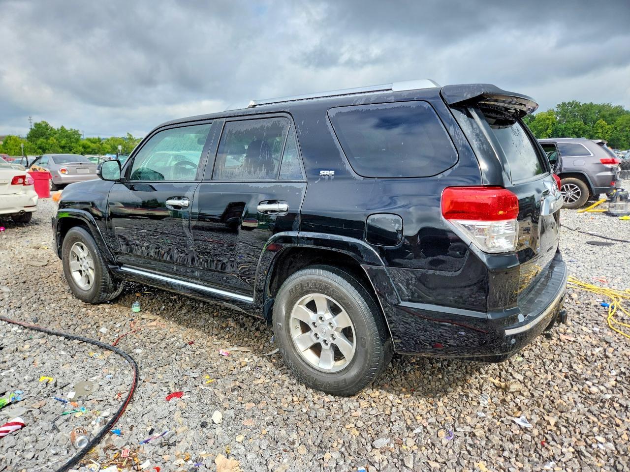 2011 Toyota 4Runner Sr5 - Image 2