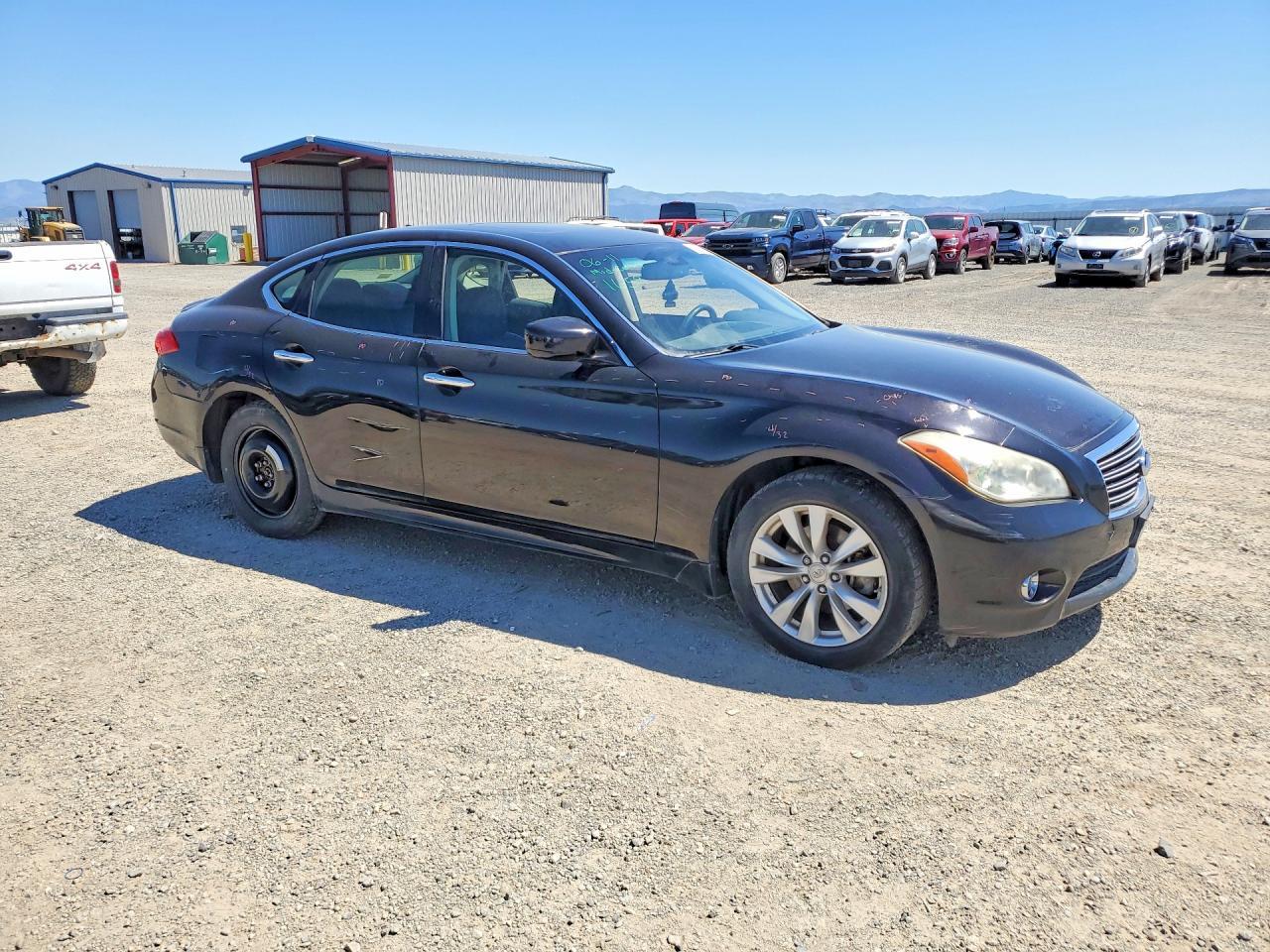 2011 Infiniti M37 X - Image 4
