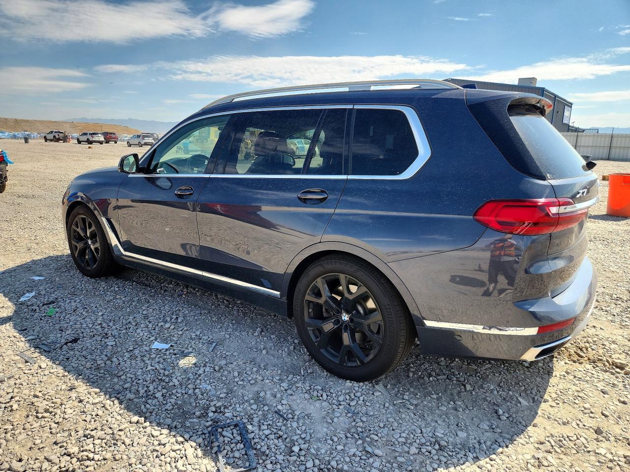 2019 BMW X7 xDrive50I - Image 2