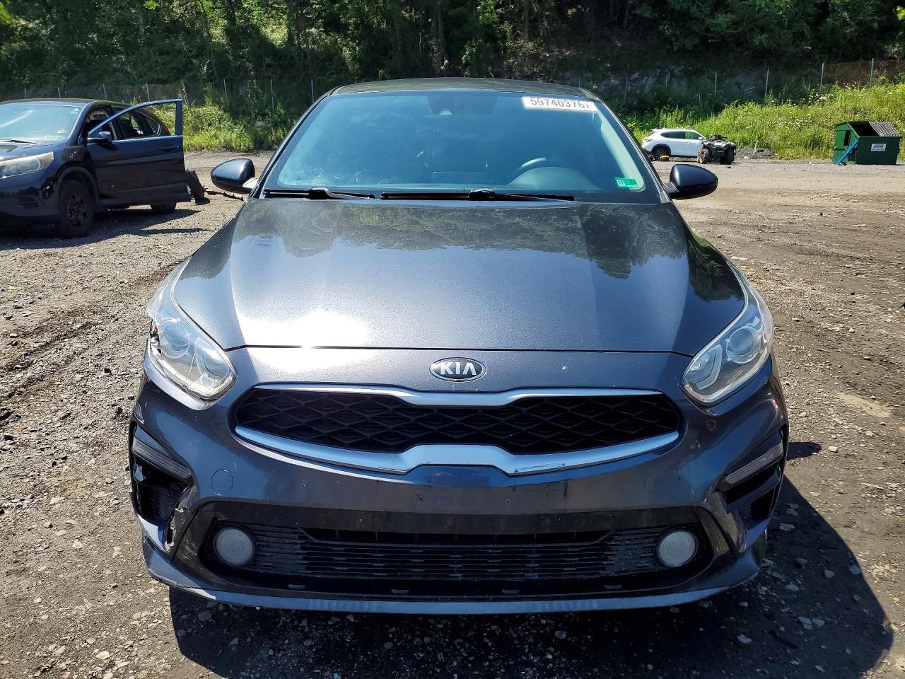 2019 Kia Forte Lxs - Image 5