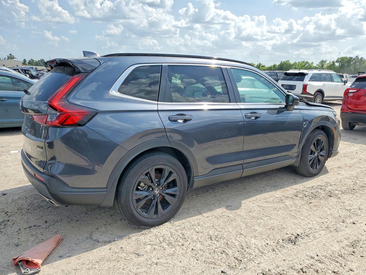2024 Honda Cr-V Sport Touring - Image 3