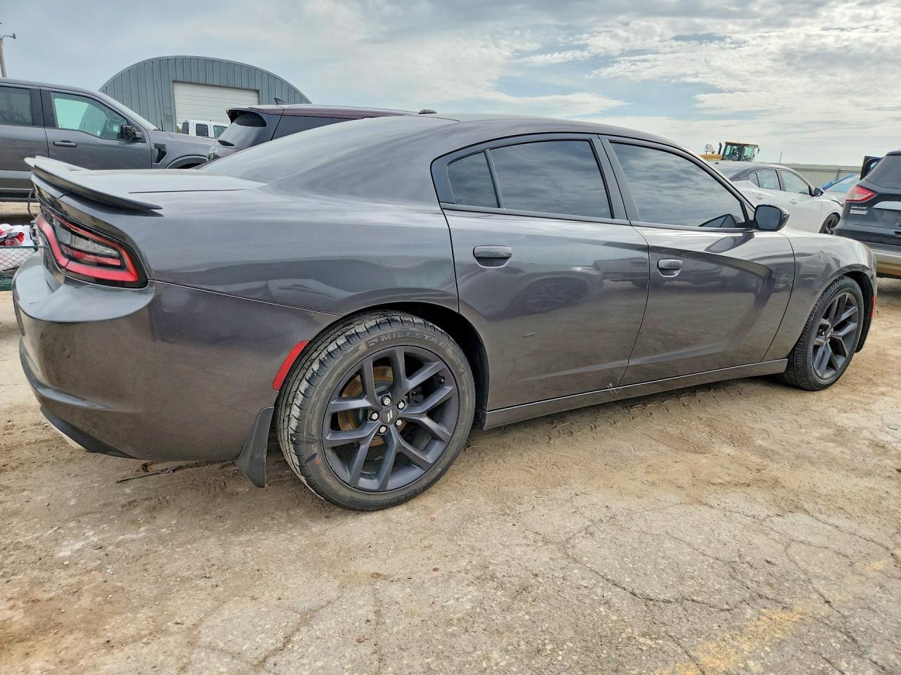2020 Dodge Charger Sxt - Фото 3