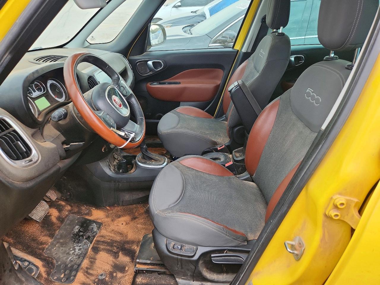 2014 Fiat 500L Trekking - Image 7