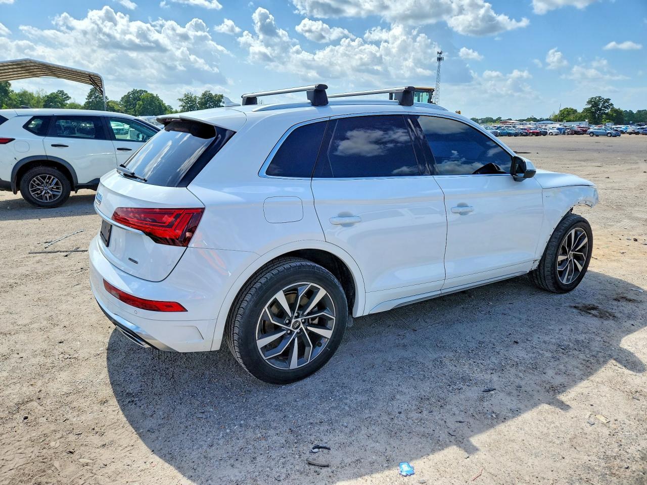 2022 Audi Q5 Premium Plus 45 - Фото 3