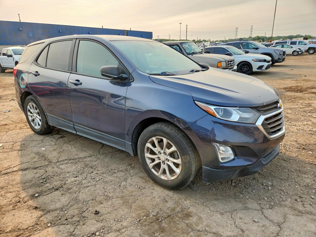 2019 Chevrolet Equinox Ls - Фото 4