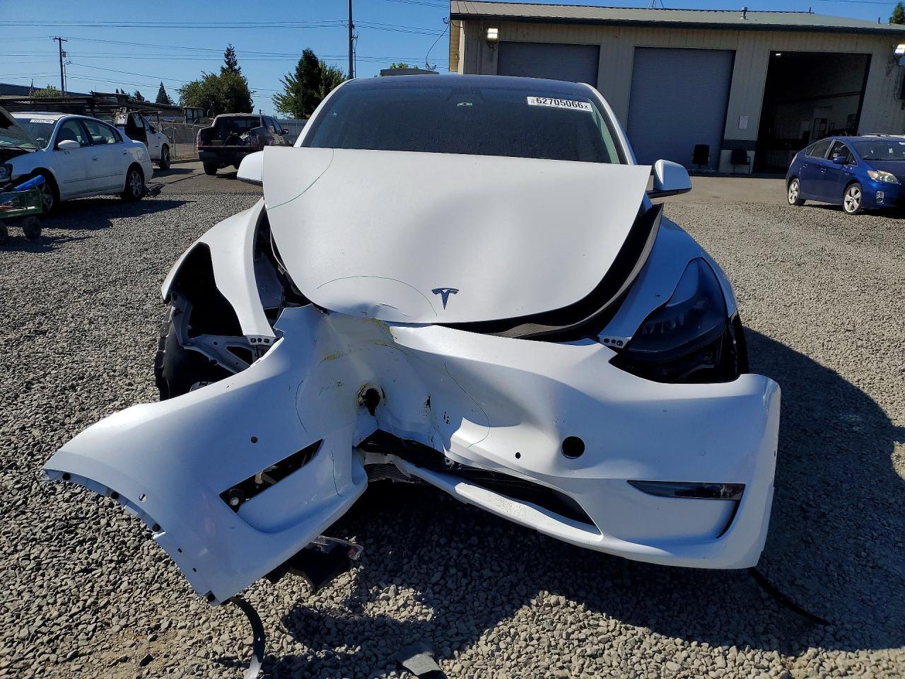 2022 Tesla Model Y - Фото 5