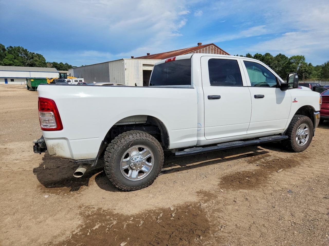 2023 Ram 2500 Tradesman - Фото 3