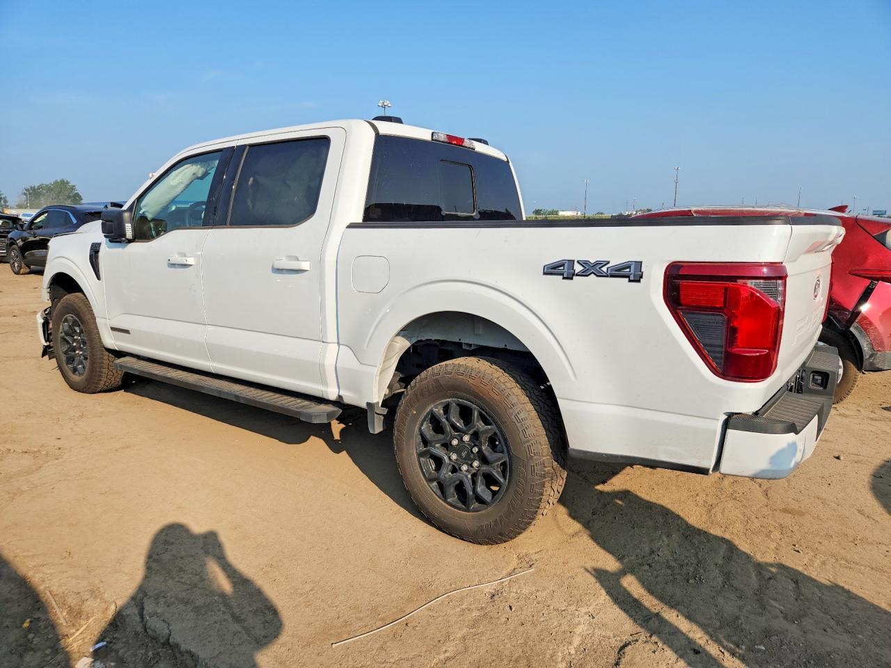 2025 Ford F150 Xlt - Фото 2