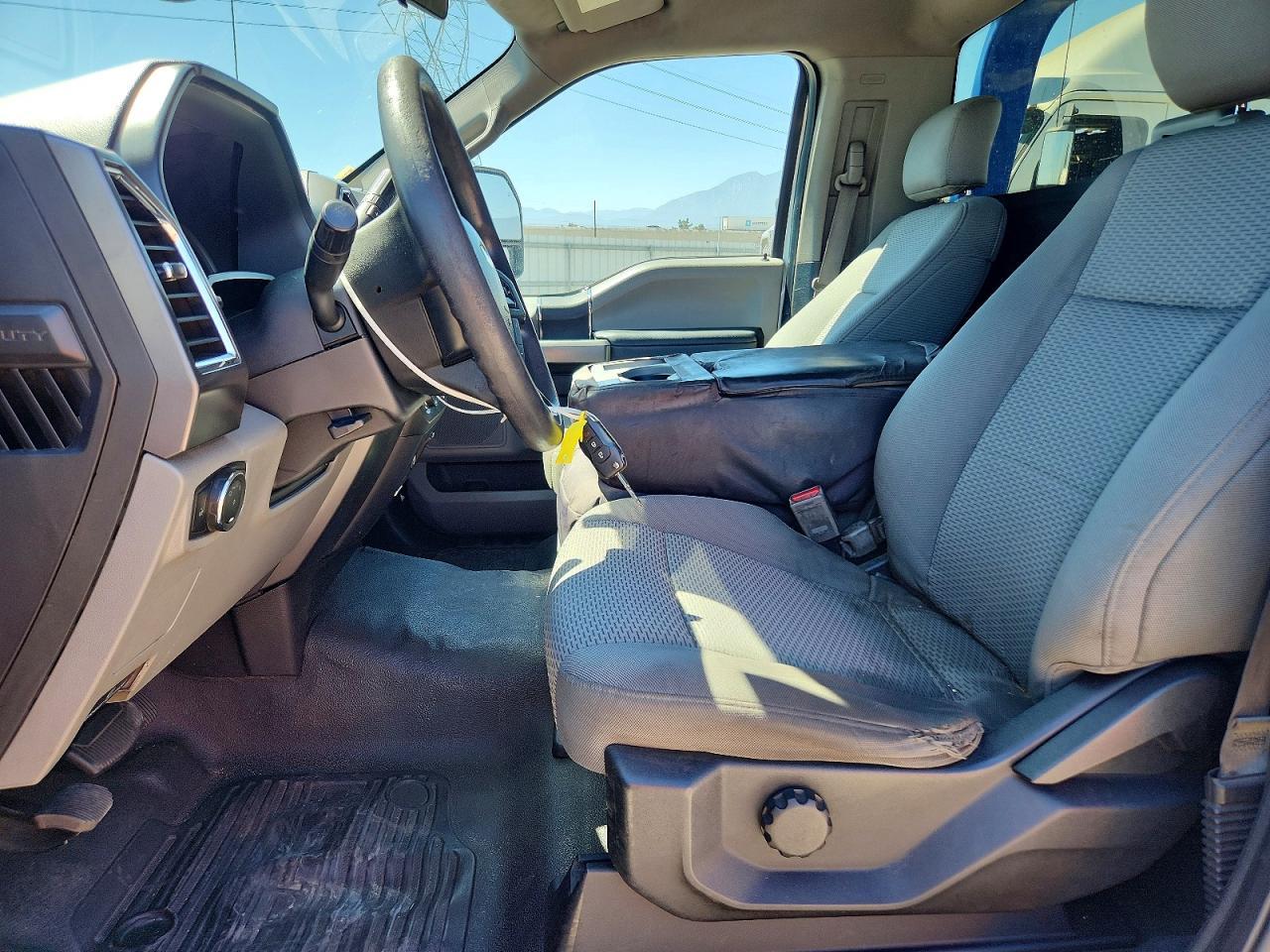 2017 Ford F550 Super Duty - Фото 7