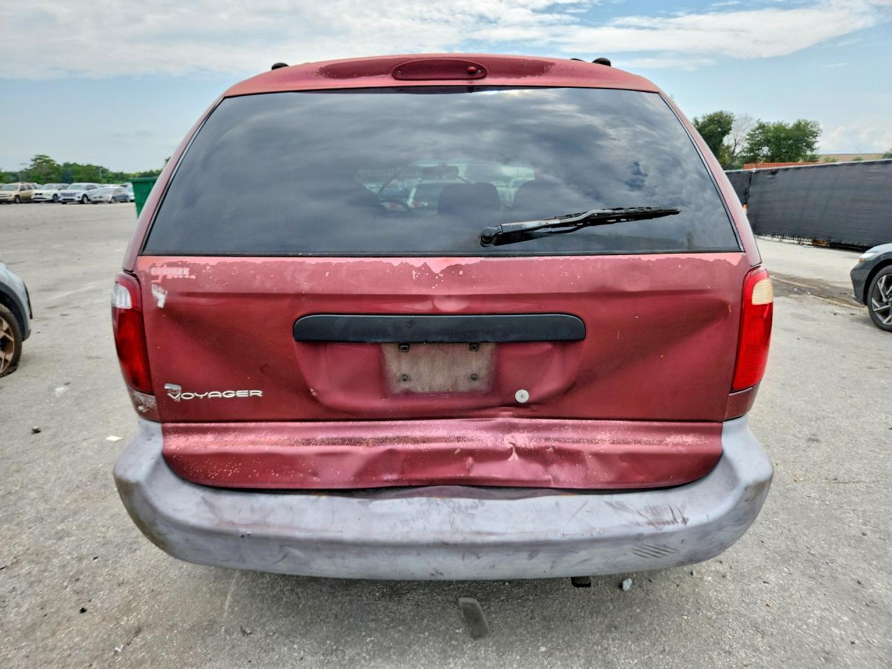 2001 Chrysler Voyager - Фото 6