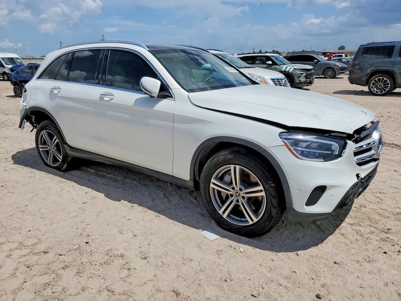 2022 Mercedes-Benz Glc 300 - Image 4