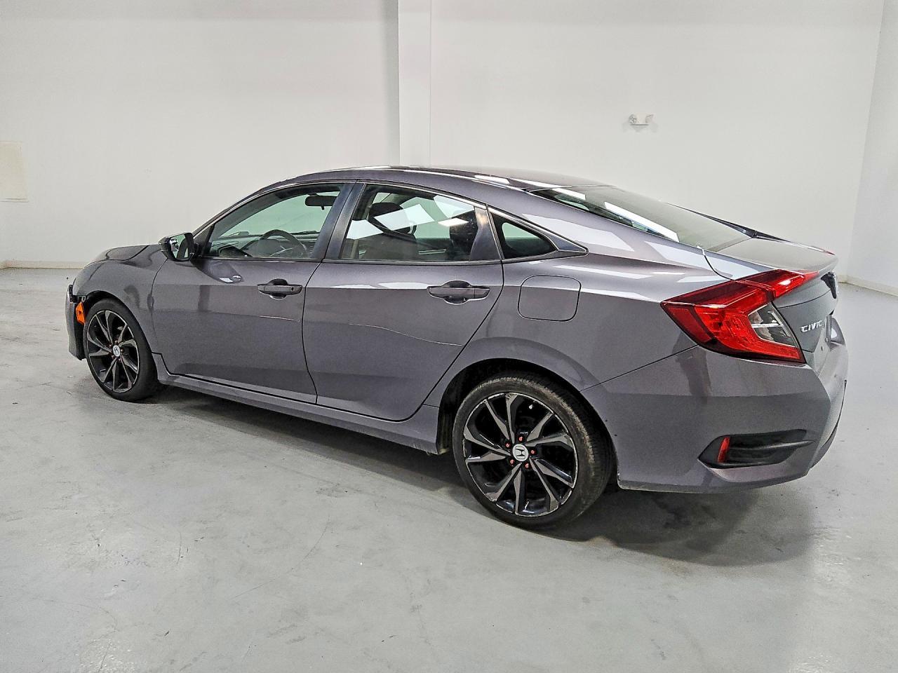 2018 Honda Civic Lx - Фото 2