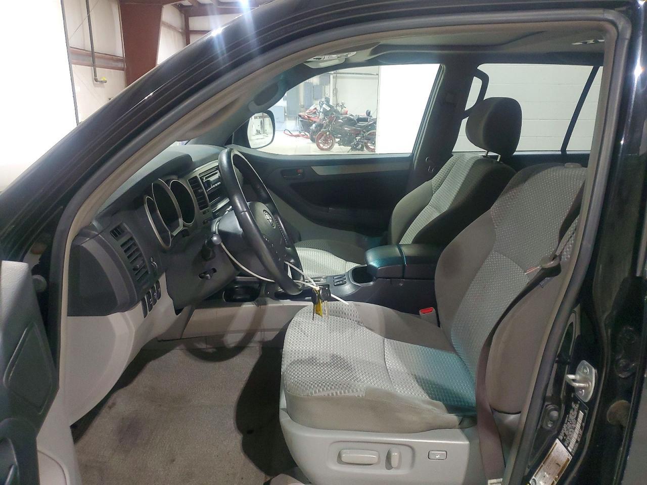 2008 Toyota 4Runner Sr5 - Image 7