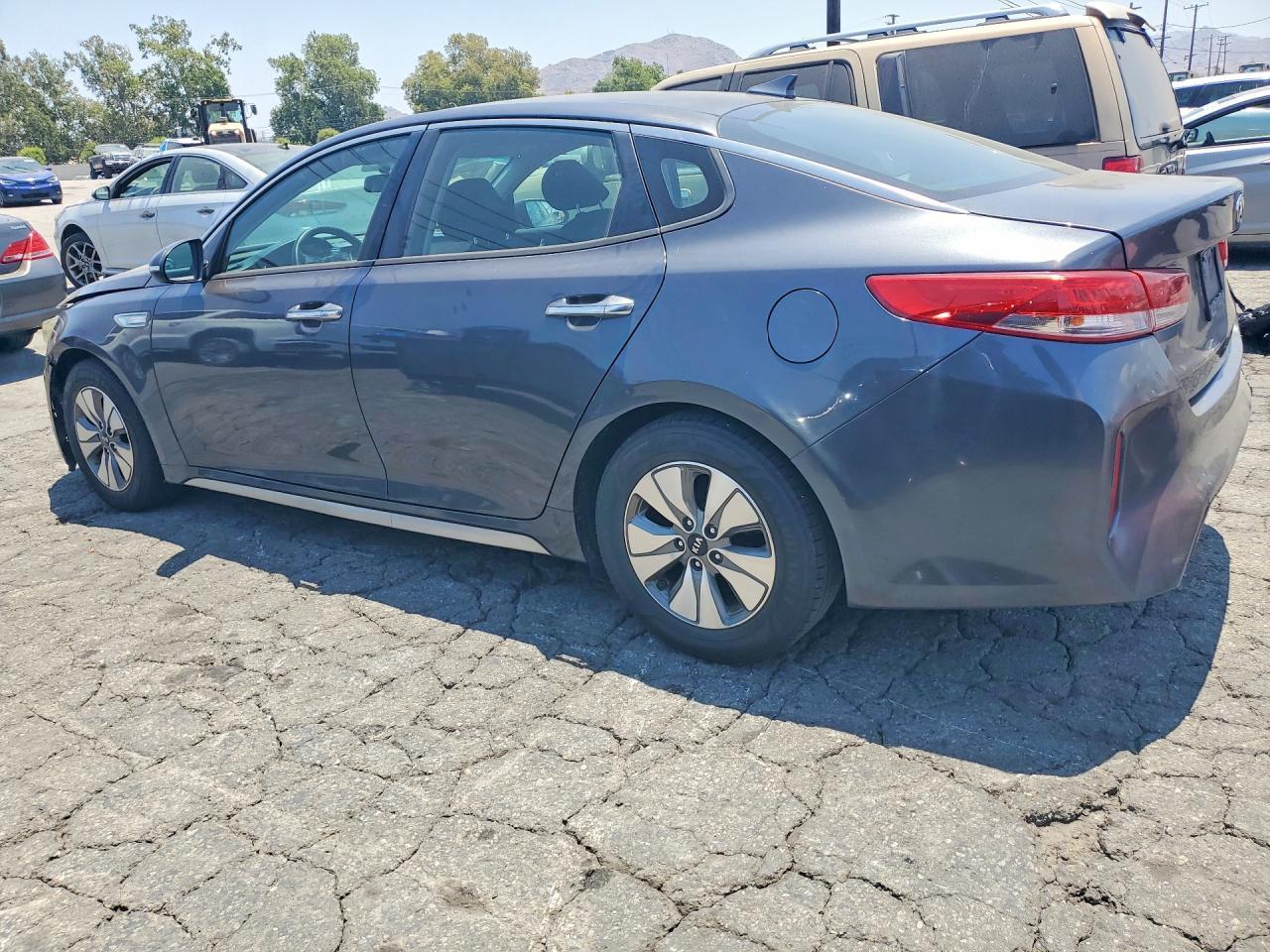 2017 Kia Optima Hybrid - Image 2