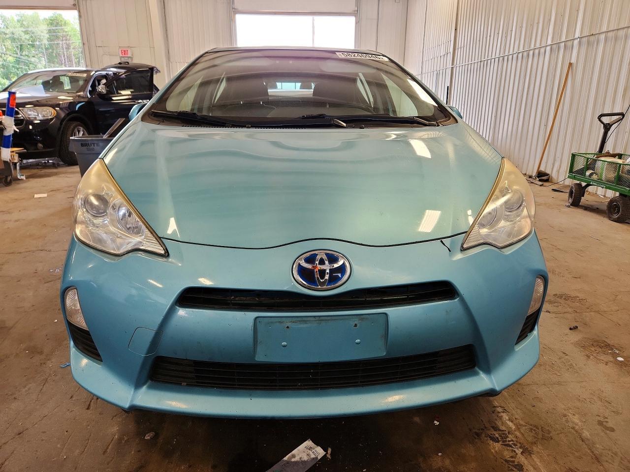 2012 Toyota Prius C Three - Фото 5