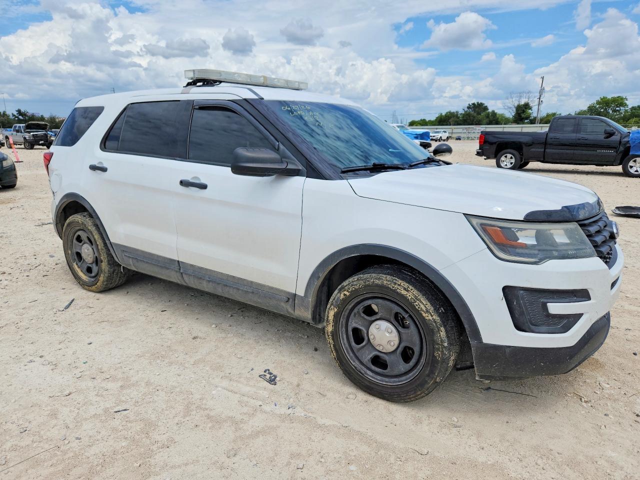 2017 Ford Explorer Police Interceptor - Фото 4