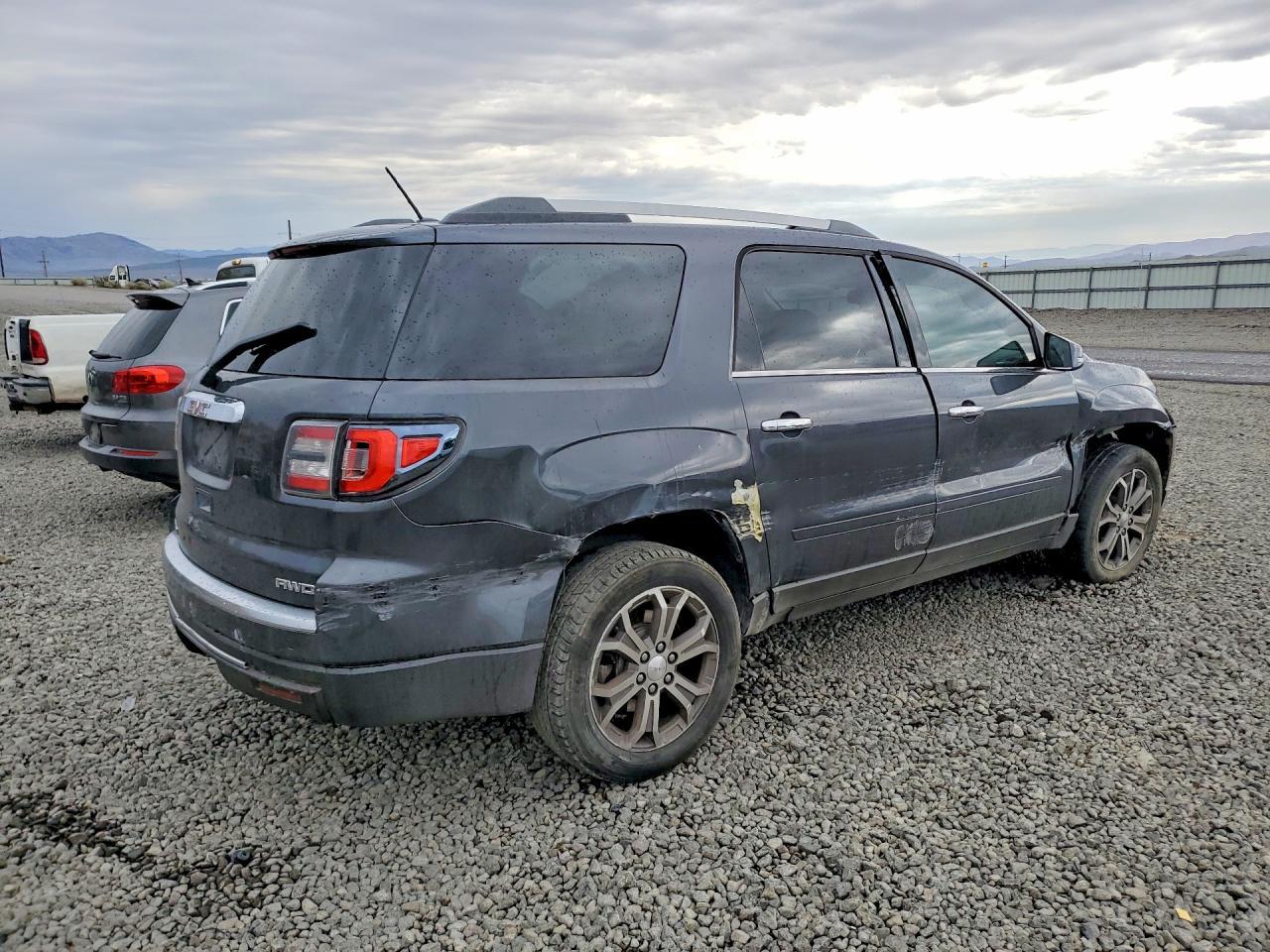 2013 GMC Acadia Slt-1 - Image 3