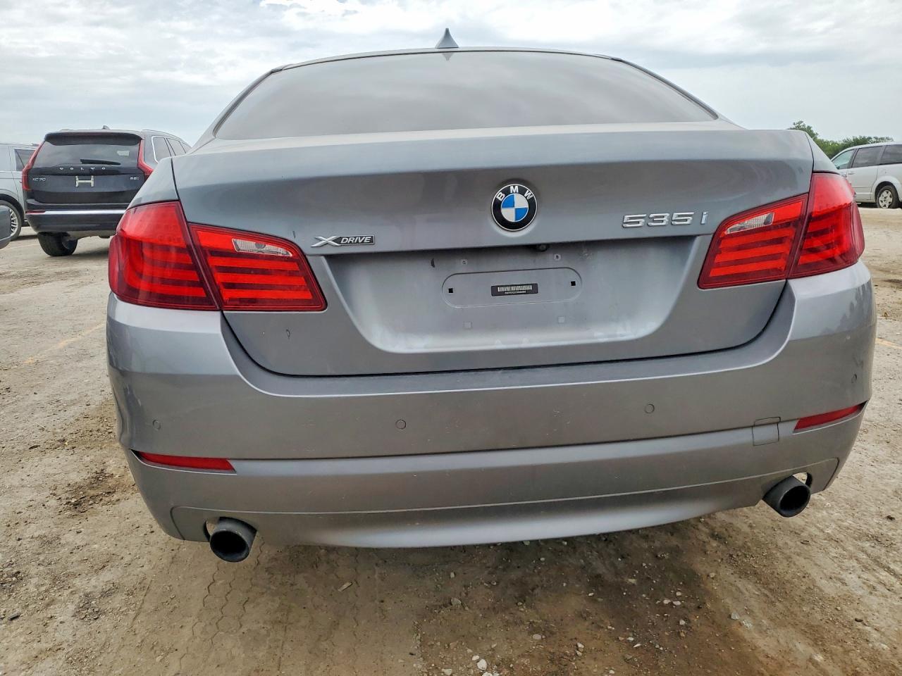 2013 BMW 535 Xi - Image 6