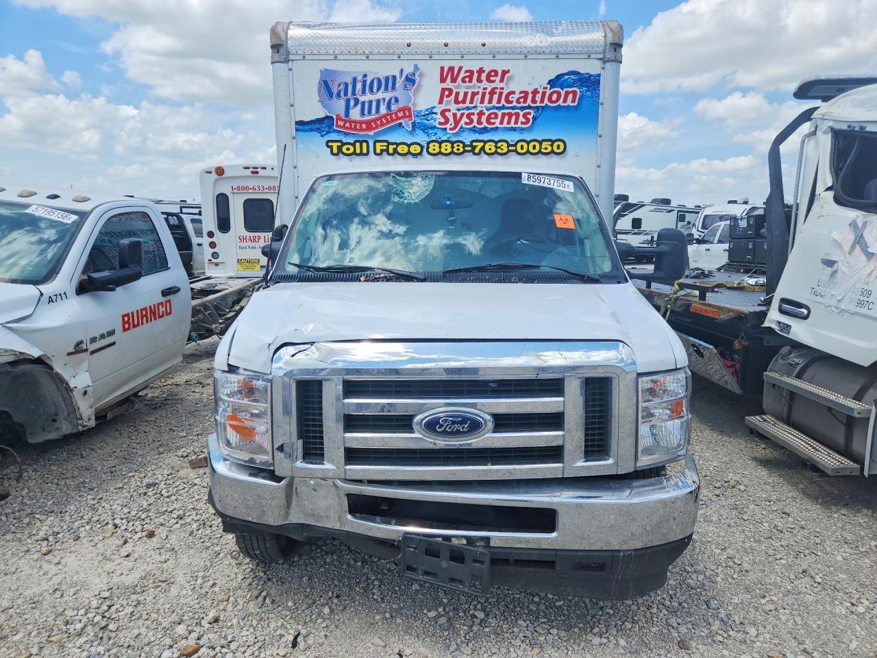 2025 Ford Econoline E350 Super Duty Cutaway Van - Фото 5