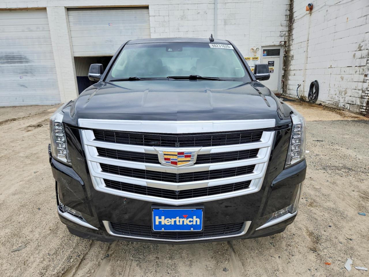 2015 Cadillac Escalade Luxury - Фото 5