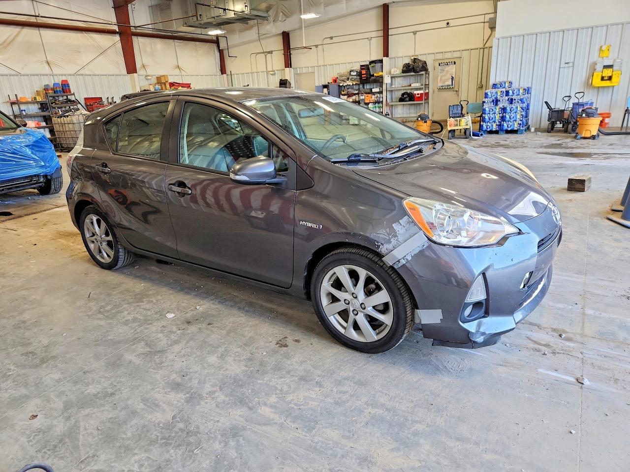 2012 Toyota Prius C Four - Image 4