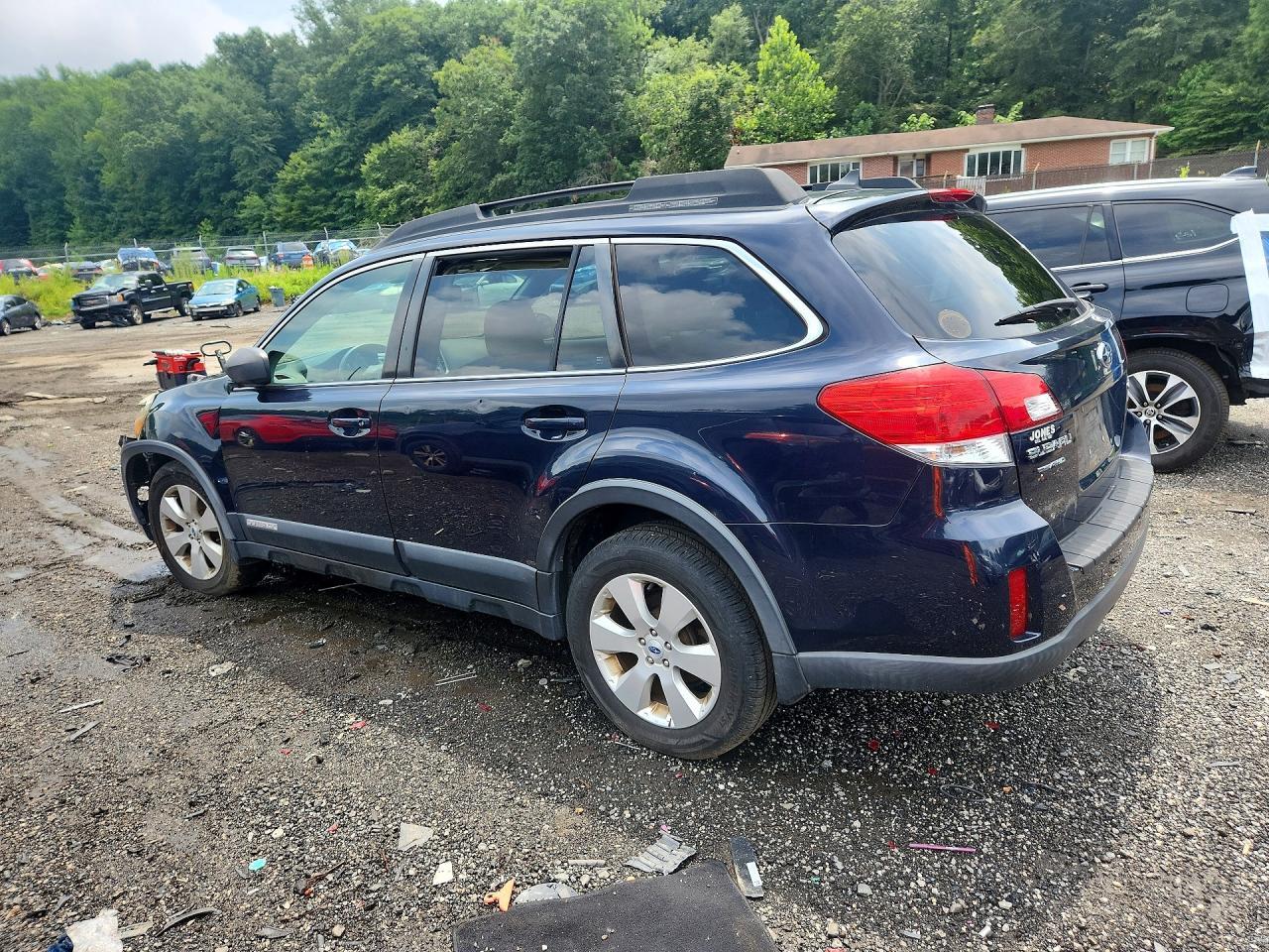 2012 Subaru Outback 2.5I Limited - Фото 2