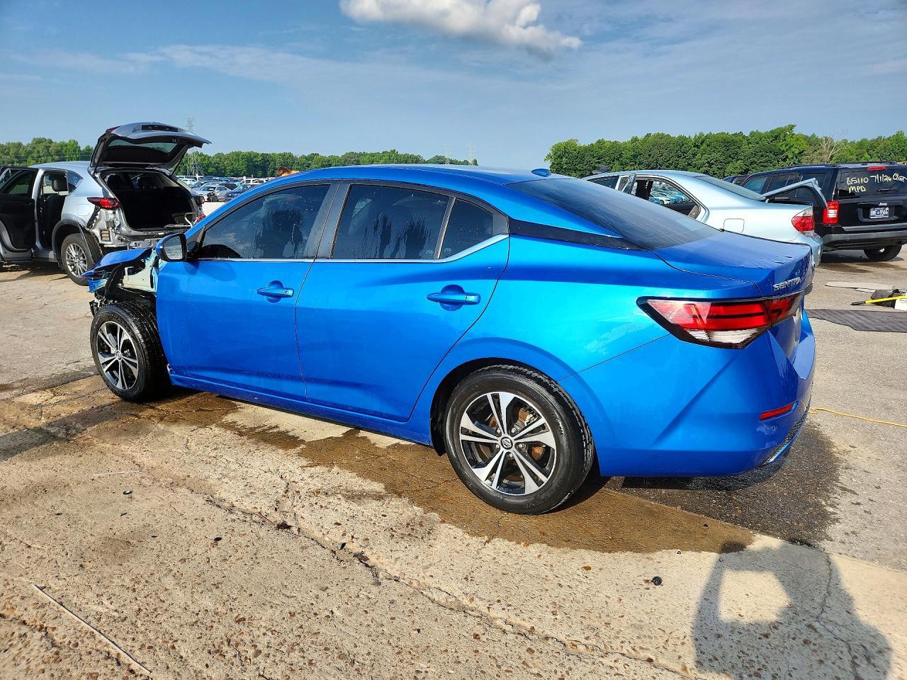 2022 Nissan Sentra Sv - Image 2
