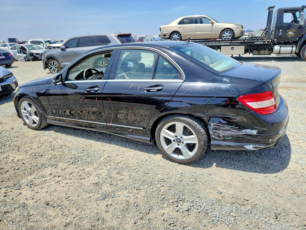 2010 Mercedes-Benz C 300 - Фото 2
