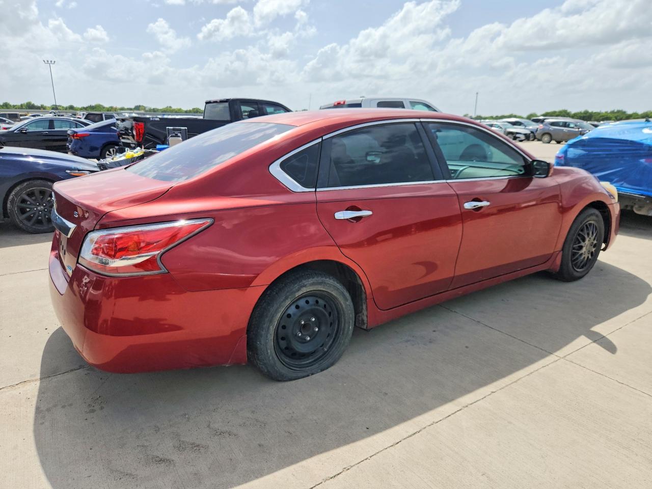 2014 Nissan Altima 2.5 S - Фото 3