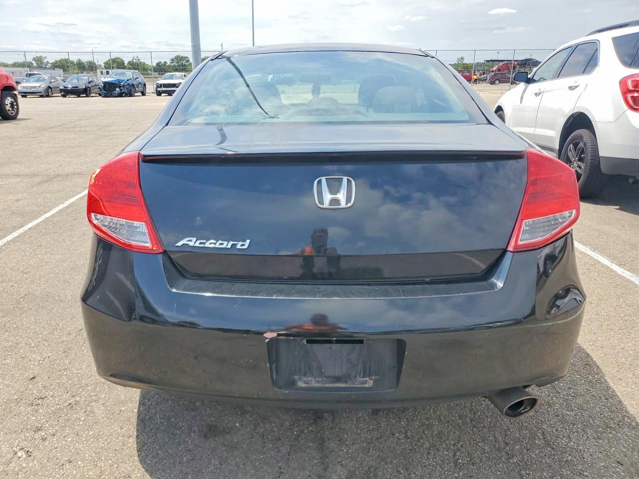 2012 Honda Accord Ex - Image 6