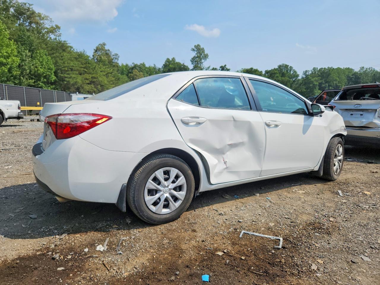 2016 Toyota Corolla L - Фото 3
