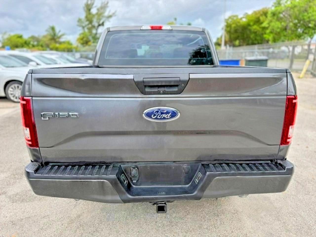 2016 Ford F150 Supercrew - Фото 6