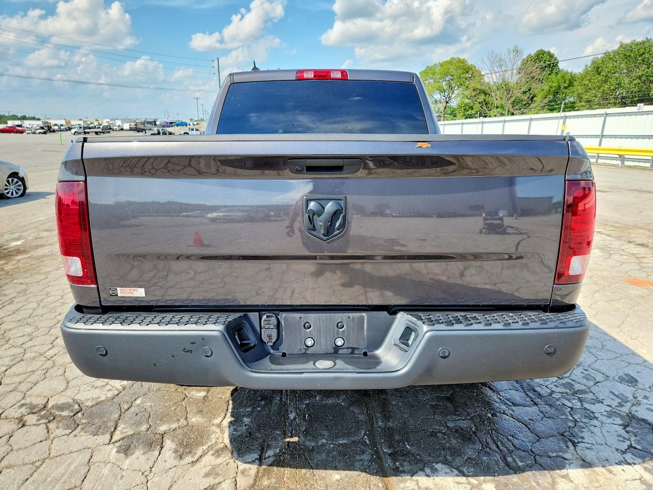 2022 Ram 1500 Classic Slt - Image 6