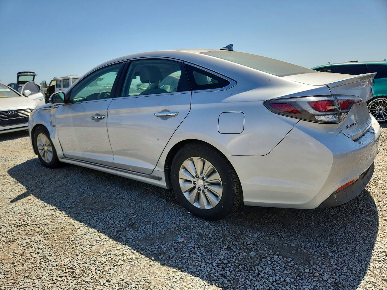 2016 Hyundai Sonata Hybrid Se - Image 2