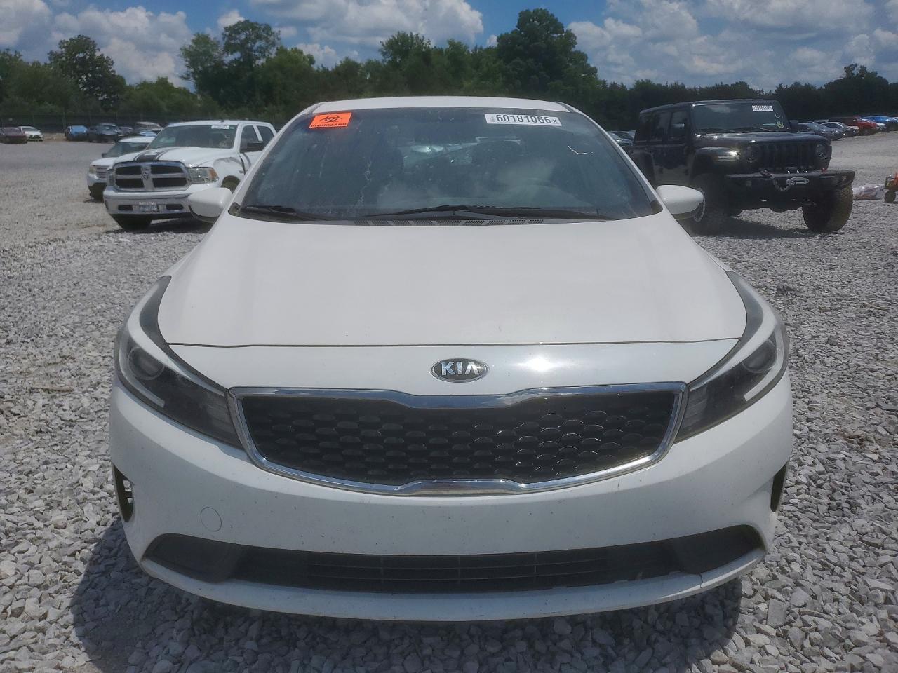 2017 Kia Forte Lx - Image 5